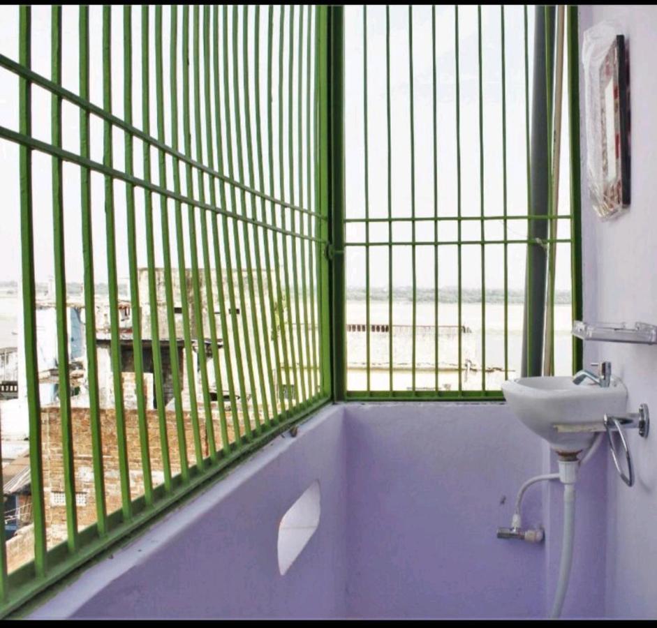 Monalisa Hostel فاراناسي المظهر الخارجي الصورة